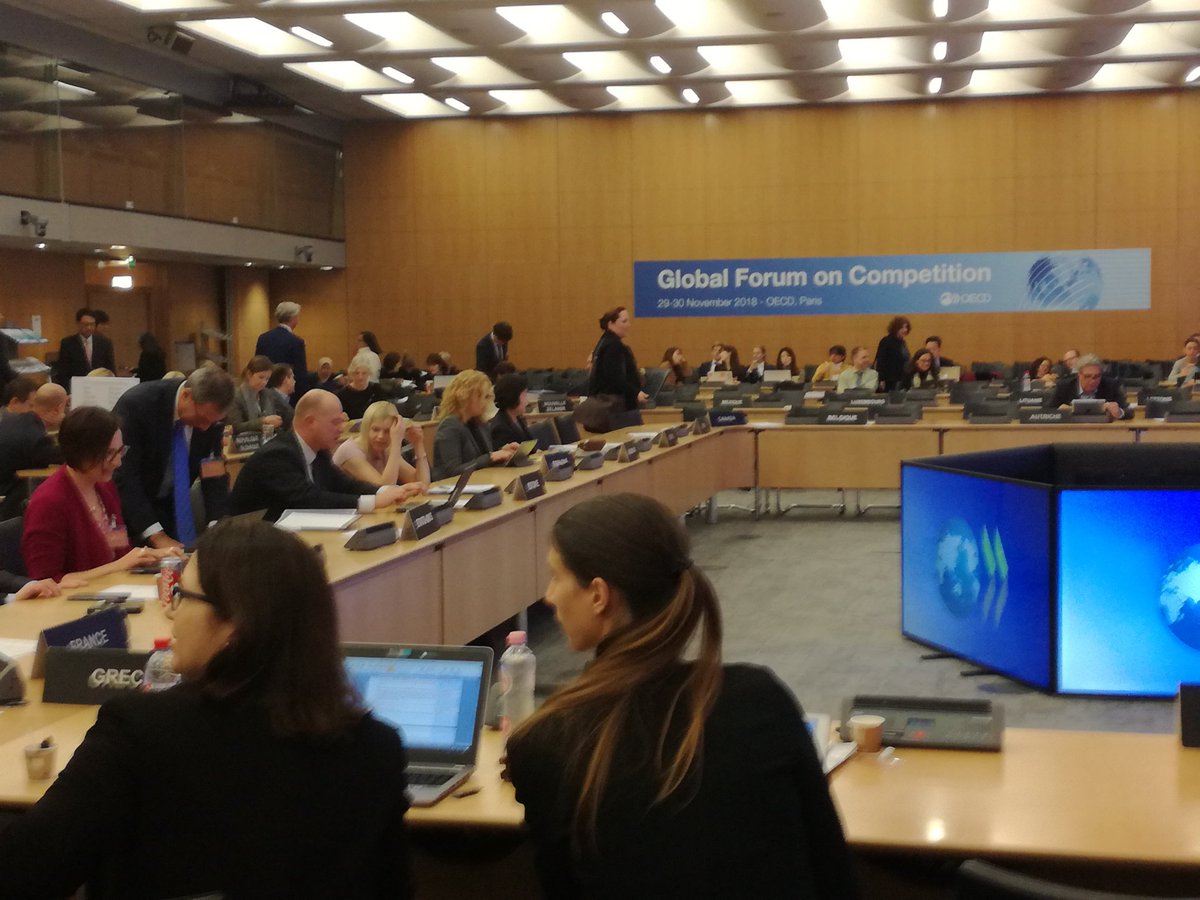 FBlancoM's tweet photo. Ya estamos en la reunión conjunta de los Comités de Competencia y Politicas del Consumidor de @OECD tratando dos temas: #PreciosPersonalizados y #PrecioCeroDeProductos Estamos en un nuevo mercado y necesitamos nuevas herramientas para proteger a los consumidores. https://t.co/RFuhSQfahs