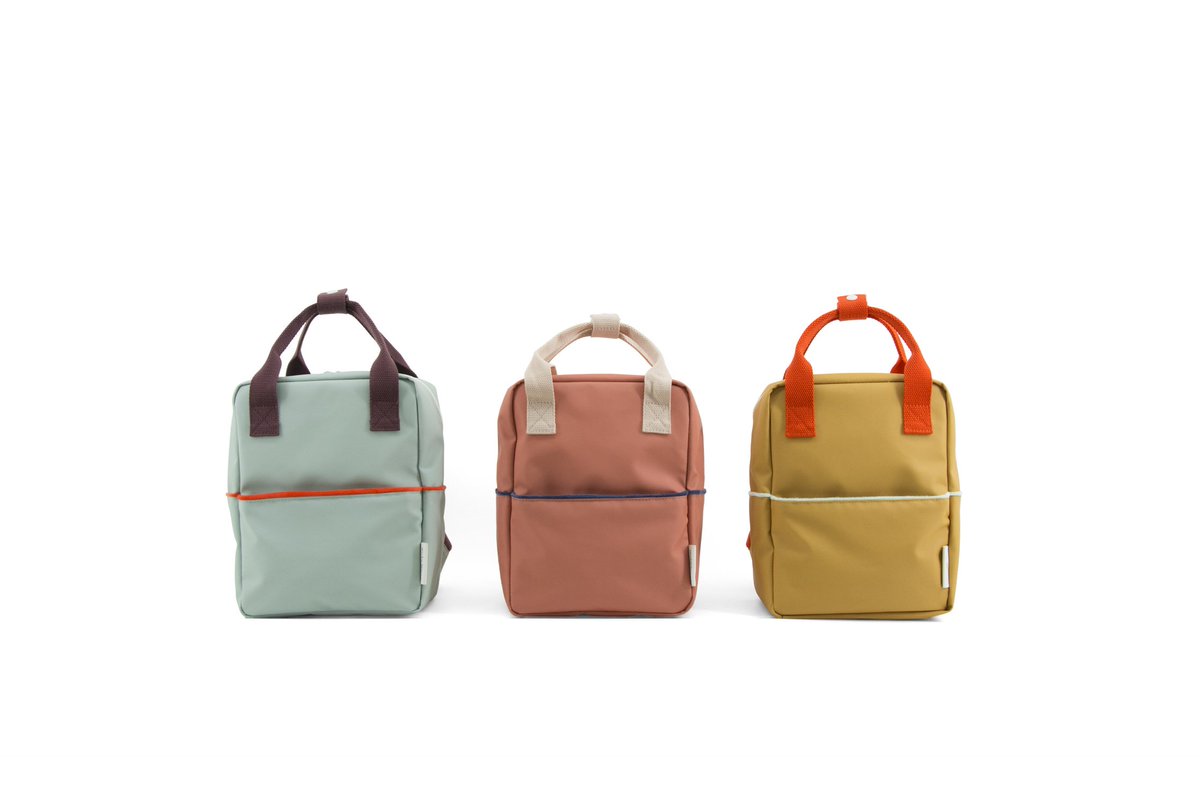 peques_infantil's tweet photo. 👉¡¡¡¡Ya casi las tenemos!!!!👈
¡¡¡Mochilas para papis,mamis y niños!!!👪
#mochilascolores
#mochilasniños
#stickylemon
#pequesinfantil https://t.co/9qJByBzxqP