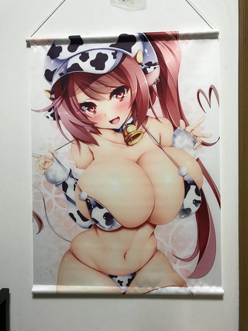 タペストリーきたー!
やっべ!壁がエッチすぎるw! 