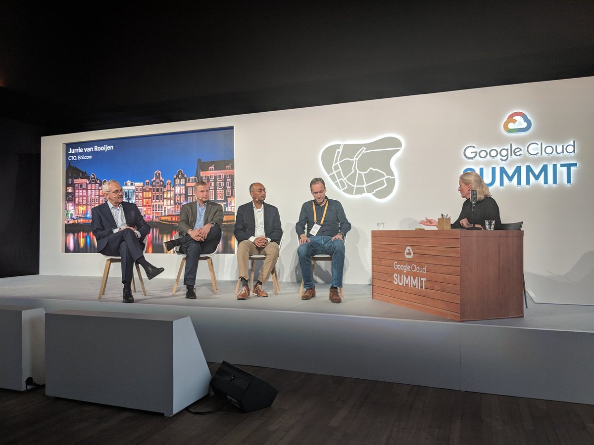 Proud to have Kalman from TVH on stage along with Randstad, ing and bol.com.  What a visionair, this Kalman!