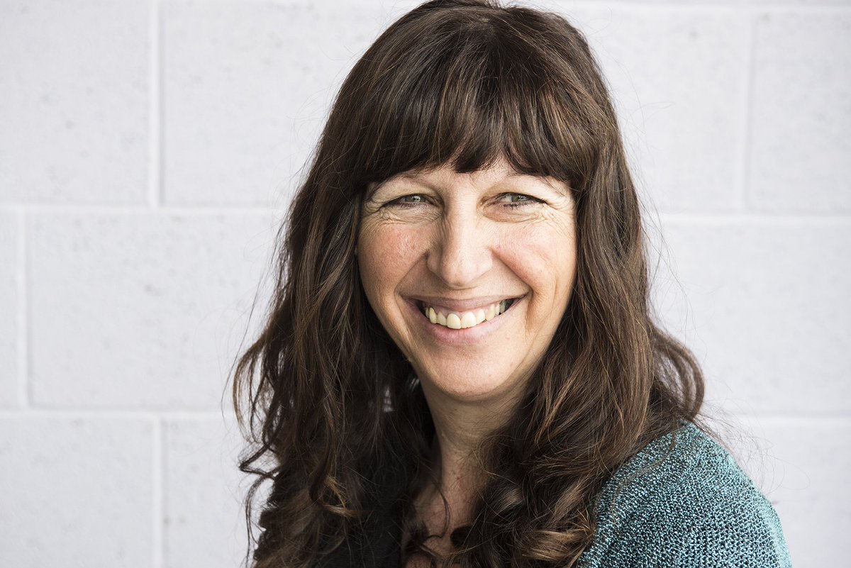 youcanfoster's tweet photo. Alison fosters for her local authority:  “It means children can still see their families, go to the same school, keep the same friends.”https://t.co/8QfqskIg5Y https://t.co/avXWgw0Dyl