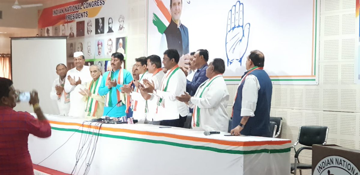 Biswaranjaniyc's tweet photo. Senior BJP leader,  Ex MLA &amp;  a strong OBC leader  Shri Lalji Mer joined Congress with his thousands of supporters in presence of Shri  @SATAVRAJEEV ji, @INCGujarat  President Shri @AmitChavdaINC ji &amp;CLP leader Shri @paresh_dhanani ji  at Rajiv Gandhi Bhawan
@INCIndia @INCOdisha https://t.co/Bq8O6VPSJs