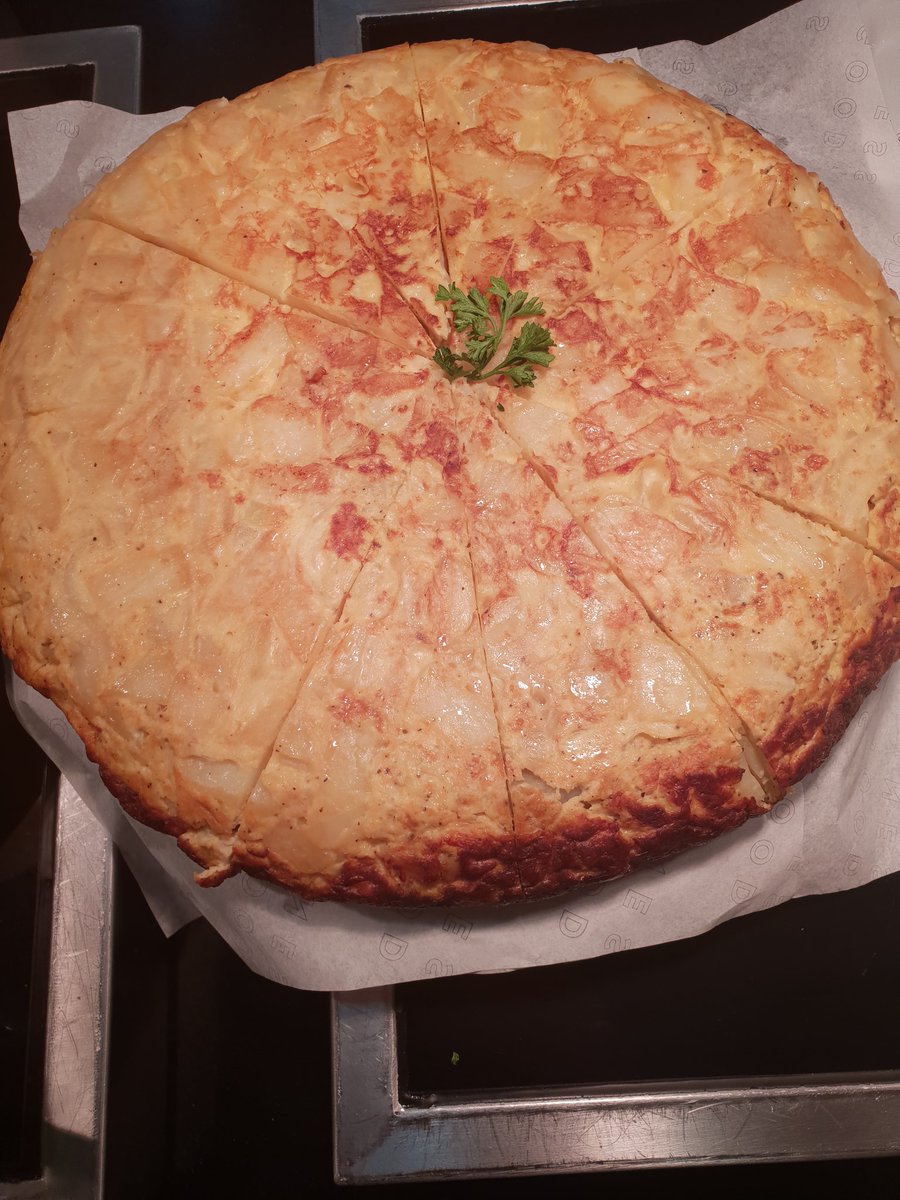 Spanish Theme Day at Ocado Hatfield.
Chicken Chorizo and Paprika Sauce, Paella Alicantina and Tortilla we Papa. Well done team