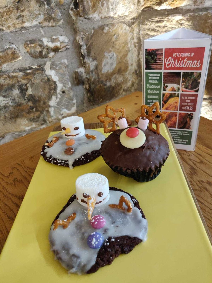 Pop in to the Undercroft Restaurant today and treat yourself to one of our homemade festive cookies and muffins. These will also be available all weekend, come and visit our Durham Christmas Markets and get into the festive spirit #treatyourself #meltingsnowman #Reindeer