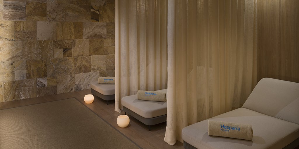 Step into our spa and get carried away. Everything is designed for you to have the perfect experience. Massages, soothing waters and more... just breathe and clear your mind!
nhhotel.to/2pXnKHP