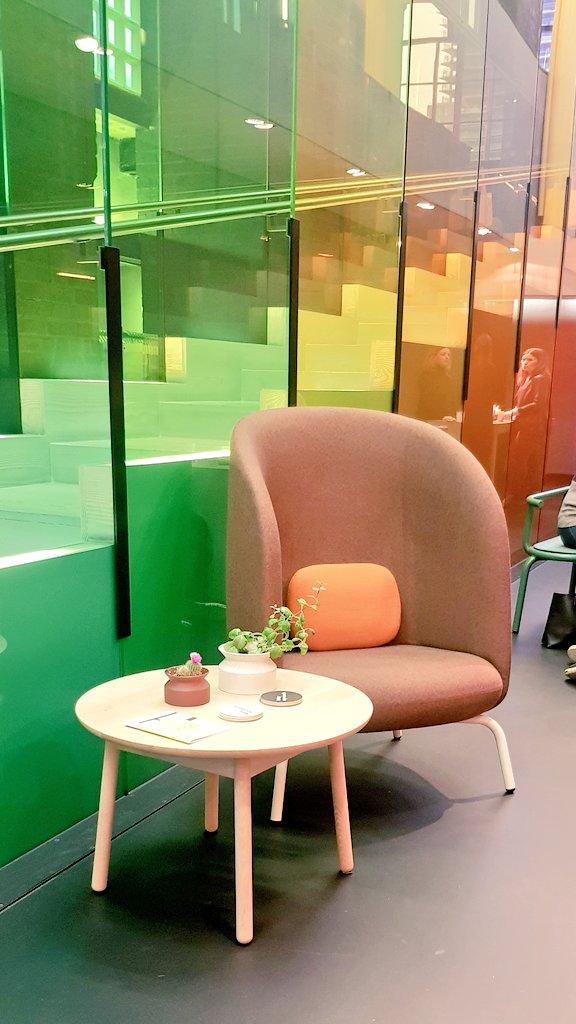 day2_interiors's tweet photo. Great to have a look at the new @plusHALLE pieces over at the @kvadrattextiles Showroom.
Thanks for having us!! @RelayDesign
#EasyNestXL #EasyNestSofa #HighNestSofa #HighNestChair #NestTable https://t.co/7RzSCUgMm5