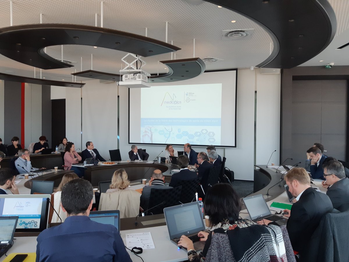 Yoann_Foray's tweet photo. Jour de Comité Stratégique pour l'#AgenceInnovation qui fait le bilan de ses 3 ans
Connotation santé aujourd'hui avec les interventions de @SeventureP, @TempelaereV de @medicalps et Hamid Lamraoui d'#Uromems
Merci à tous pour votre contribution
@CE_RhoneAlpes @a_berrafato https://t.co/f3vyZOnplu
