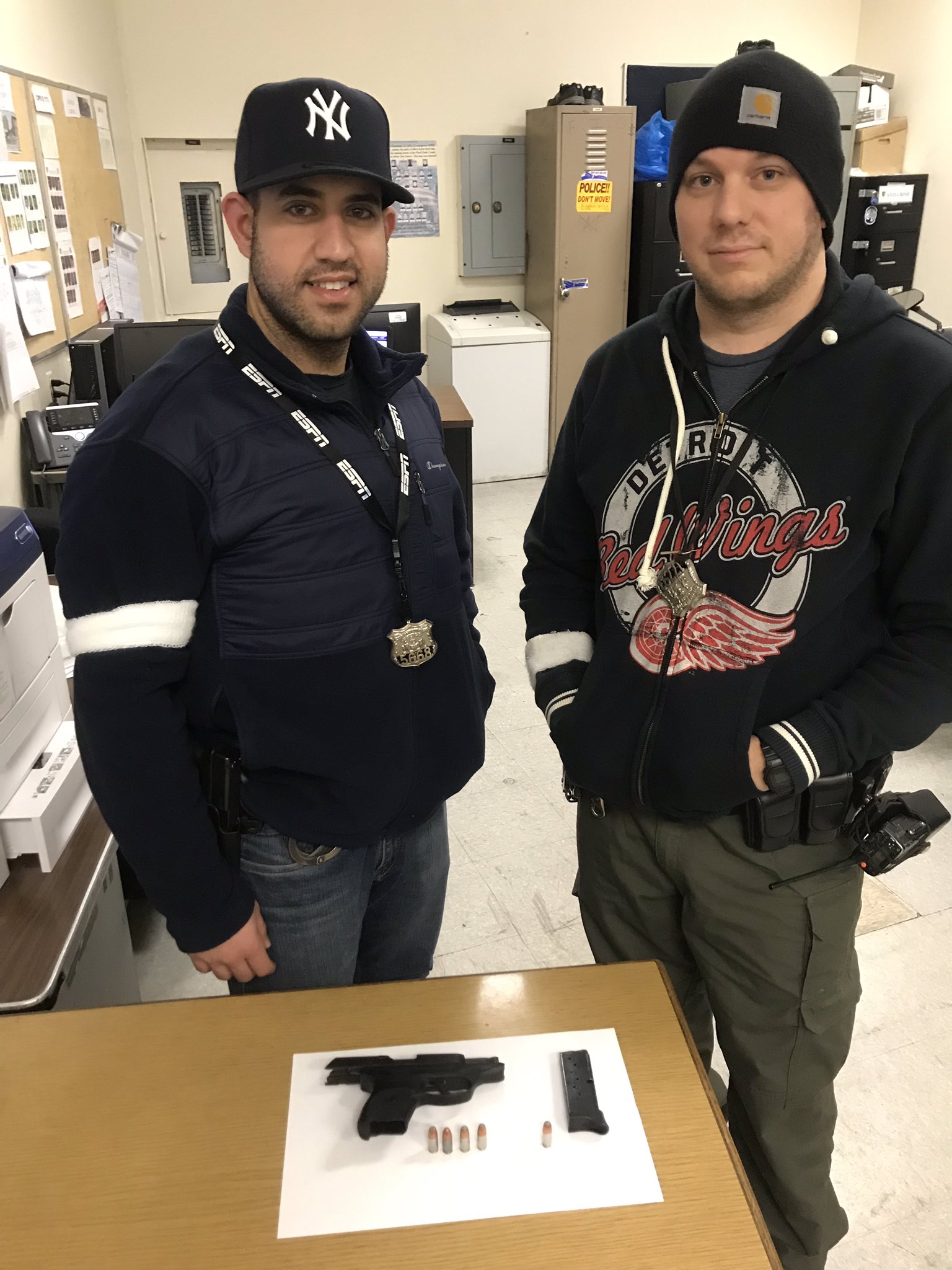 42Nd Precinct Nyc - sjrzk9r