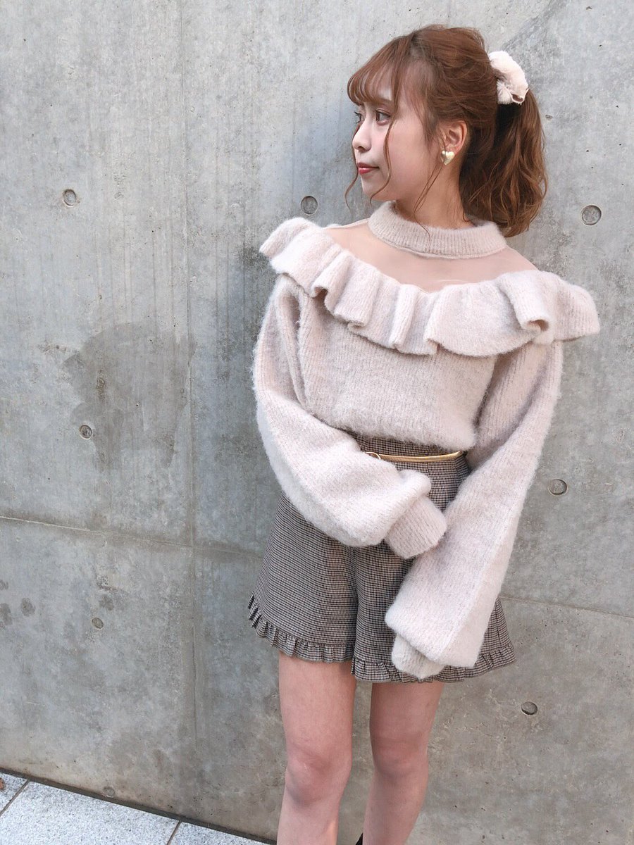 Uzivatel Nice Claup ナイスクラップの公式アカウント Na Twitteru Web予約スタート みなさまのご要望にお応えして Revival オーガンジー切り替えフリルニットが帰ってきます フロントはオーガンジー切り替えで適度な透け感でladyな印象に バックは Uzivatel Nice Claup ナイスクラップの公式アカウント Na Twitteru Web予約スタート みなさまのご要望にお応えして Revival オーガンジー切り替えフリルニットが帰ってきます フロントはオーガンジー切り替えで適度な透け感でladyな印象に バックは