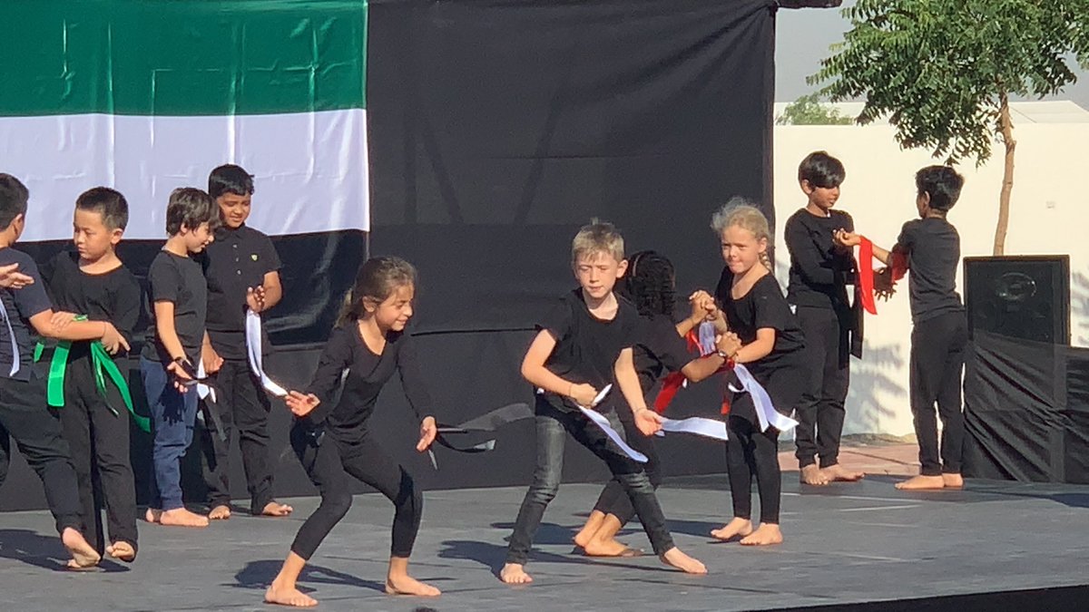 mrhollidayteach's tweet photo. Wonderful National Day celebrations at @KingsNadAlSheba! Eid Watani Saeed 🇦🇪 #NationalDay47 #mydubai #UAENationalDay https://t.co/jbKza5UdQB