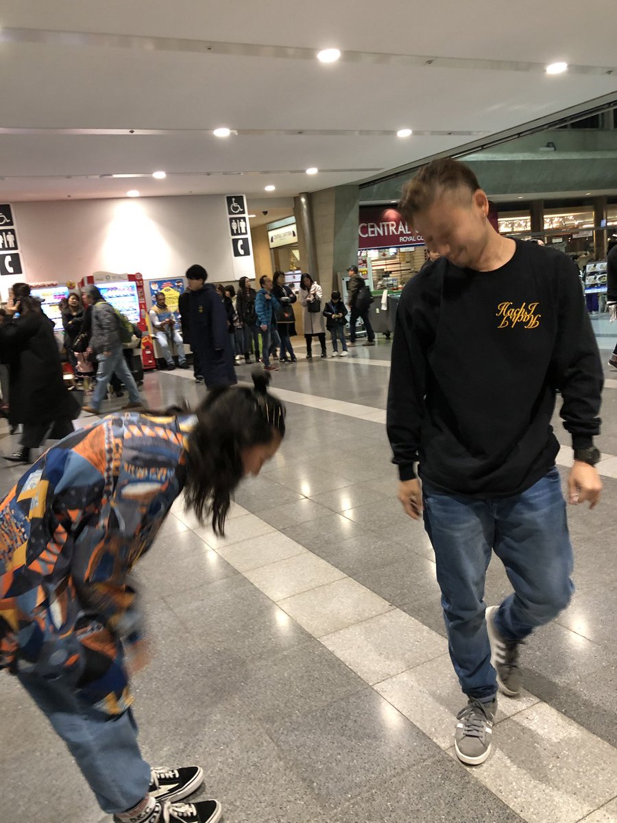 anrillyn's tweet photo. DANCE NATION'18
.
📸ちゃんとしたの→おふざけ→一礼
.
いつもyumoさんと
写真撮る時の一連の流れです🤫(笑)
今回もありがとうございました!
気合い入れも言葉も全部全部
嬉しかったです😌!
ありがとうございました!!!
#DanceNation2018 #avex https://t.co/EkZIwsCgPy