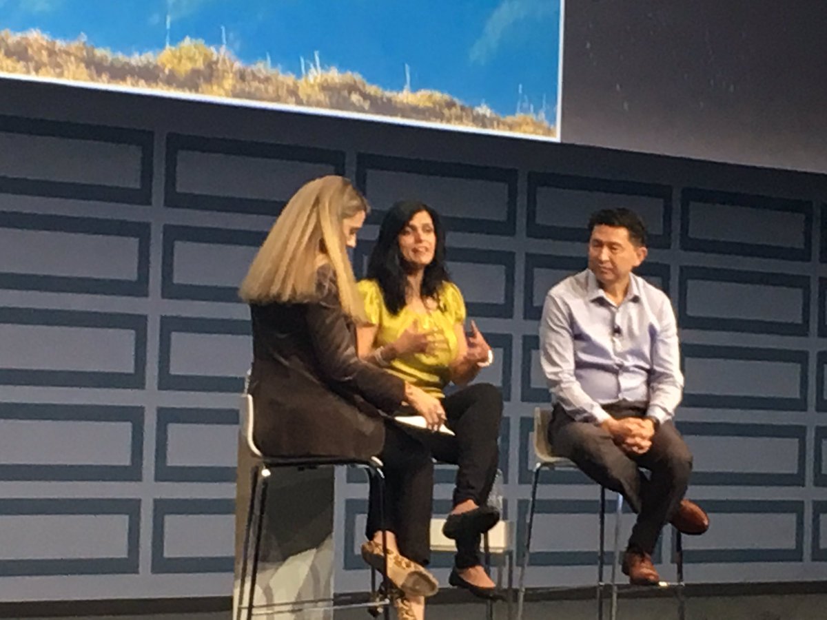 Hande27's tweet photo. Memory-Driven Compute makes it possible to train ML models with terabytes of data in hrs vs. days. ‘You can get started with HPE Memory-driven Workshop’ says @beena_ammanath #HPEDiscover, #HPEPointnext https://t.co/OYu5S5srB0