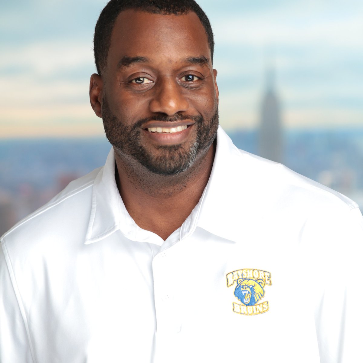 Hi Manatee County, 
We invite you to become a supporter of Bruins TV.  This platform will be used throughout the season to inspire the community to #seewhatwesee as we begin to turn students into young leaders.  I am excited about leading your Basketball Team this season. #bruins