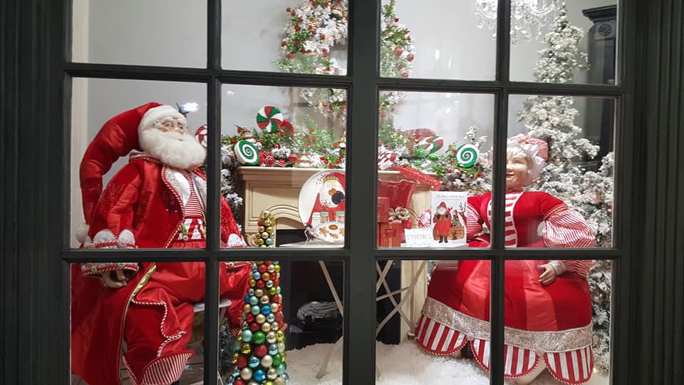 D2McKinney's tweet photo. It's Christmas time in the city and McKinney is ready to host fans who will be arriving for the @NCAADII National Football Championship on Dec. 15.
@McKISDAth @mckinneyisd @CityOfMcKinney @LoneStarConf @visitMcKinney #d2McKinney #NCAAD2FBchampionship #NCAA2018 https://t.co/t7YB1lPeu5