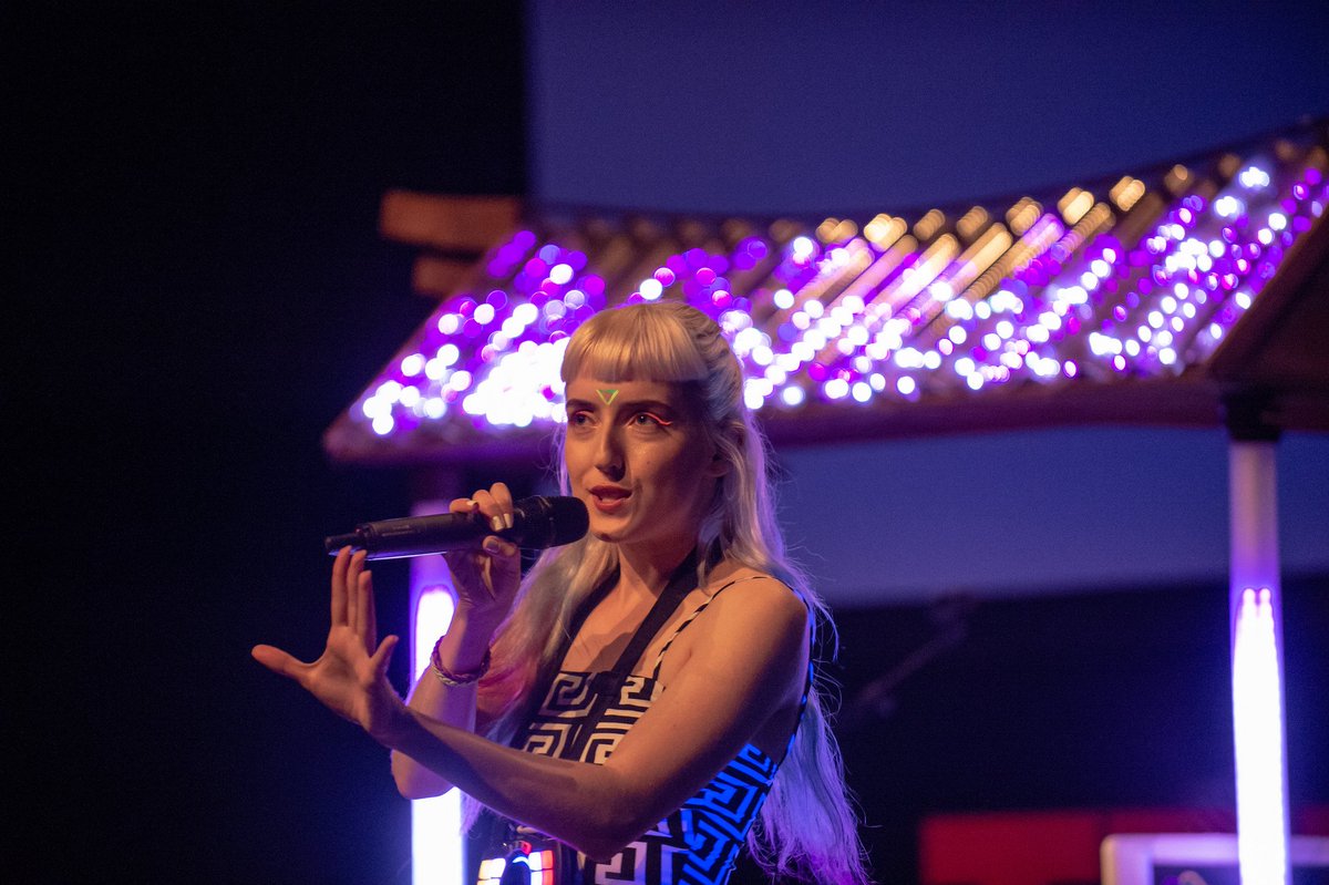 TEDxBern (@tedxbern) on Twitter photo Our dear <a href="/jessiquoi/">Jessiquoi</a> just released her new music video 'The Addict'. Go and check it out 🎶
Also see her talk & performance on this years #TEDxBern stage: youtube.com/watch?v=-9TTn2… Our dear <a href="/jessiquoi/">Jessiquoi</a> just released her new music video 'The Addict'. Go and check it out 🎶
Also see her talk & performance on this years #TEDxBern stage: youtube.com/watch?v=-9TTn2…