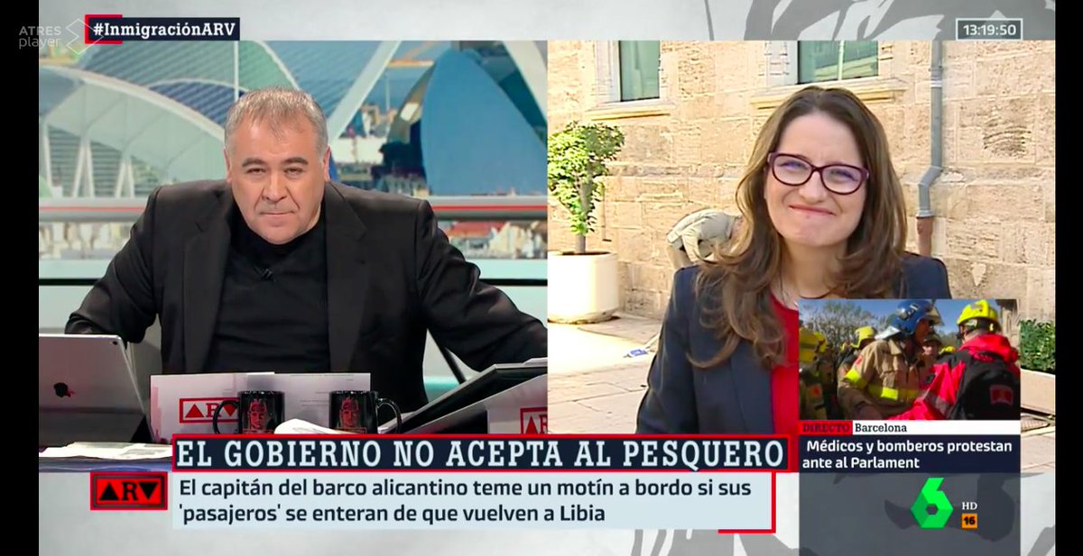 monicaoltra's tweet photo. Lo que hizo la tripulación del pesquero de Santa Pola es cumplir con la legalidad y, en definitiva, tener humanidad. Esas 12 personas que salvaron, huían de la guerra y el horror. Devolverlos a Libia es devolverlos a una muerte segura #InmigraciónARV https://t.co/5az7Dx77jB
