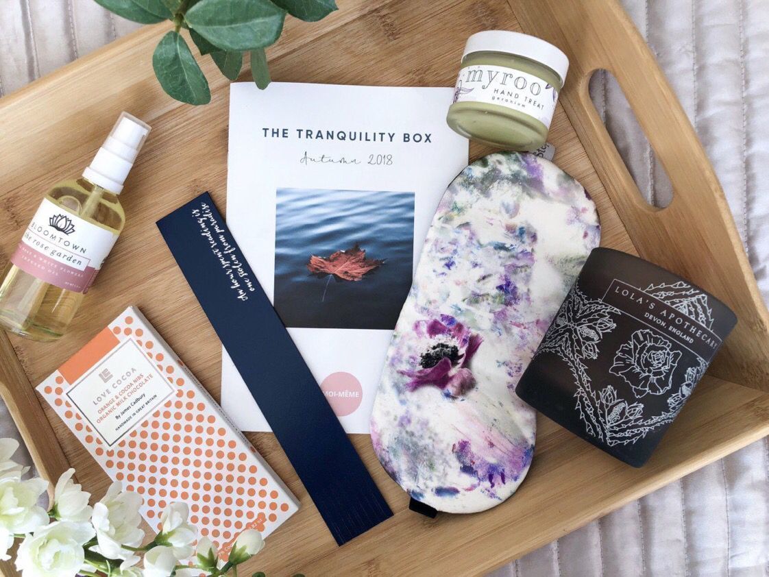 whichbeautybox's tweet photo. Get £5.00 off your first @moimemebox using my exclusive code WBB5. Here's what they featured inside their October edition 💕  https://t.co/tqY5jpJFhu https://t.co/iYVHtSLg2x