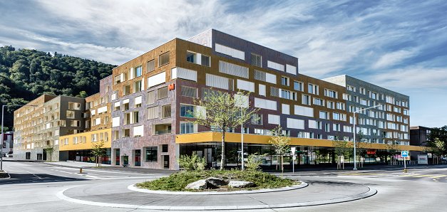engytec's tweet photo. Energie auf dem Dach produzieren und direkt im Gebäude verbrauchen:  Das hört sich einfach an. Ist es auch, wie der Neubau der Grossmatte-Überbauung in Luzern zeigt: https://t.co/b9SzB2dMlQ https://t.co/MlPFyo1HHn