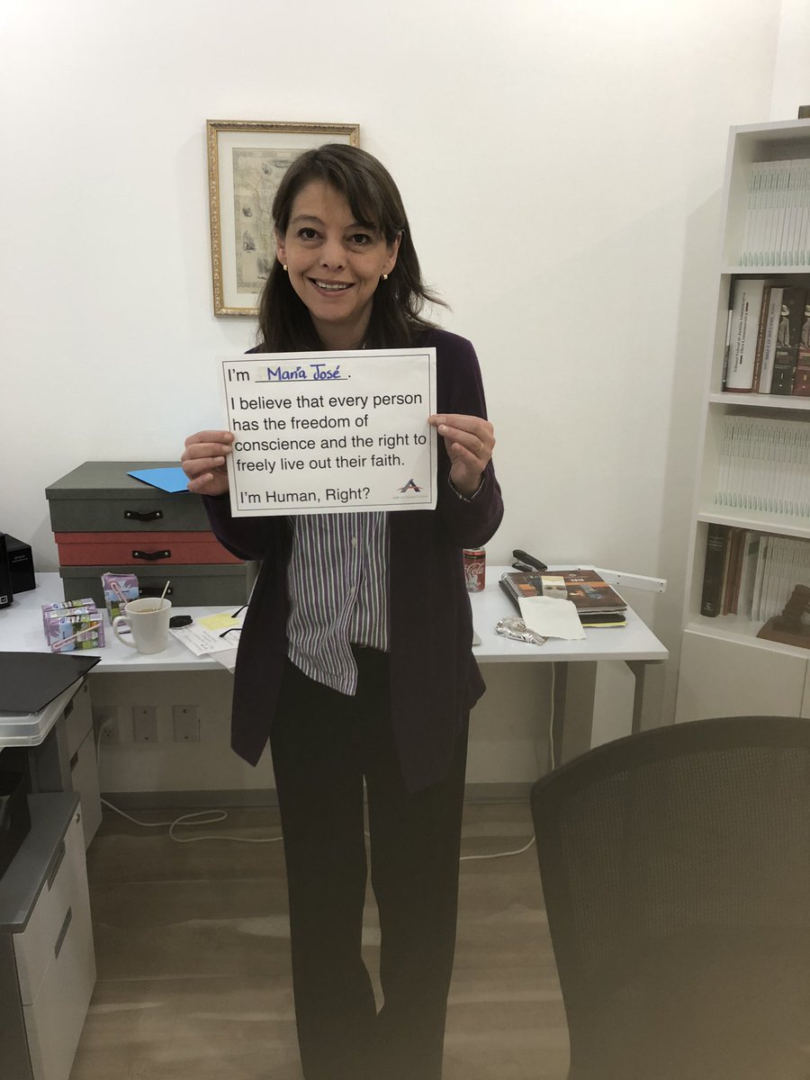 nunezmaria222's tweet photo. #ImHumanRight https://t.co/q1tKzKtJZt