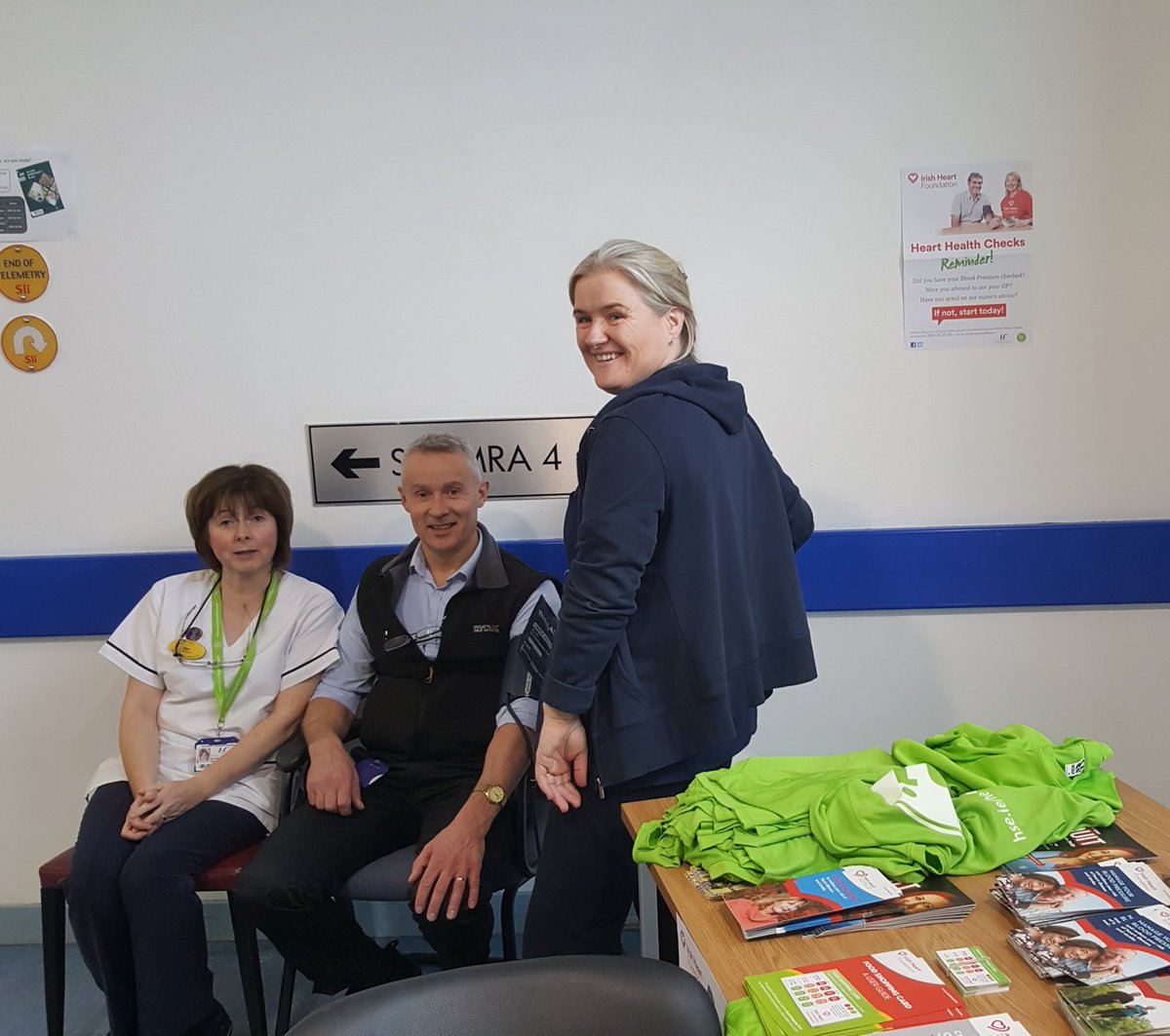 Long queues today for the lunchtime blood pressure checks for staff in UHL #healthyireland #workwell18 @CatrionaAhern @ULHospitals