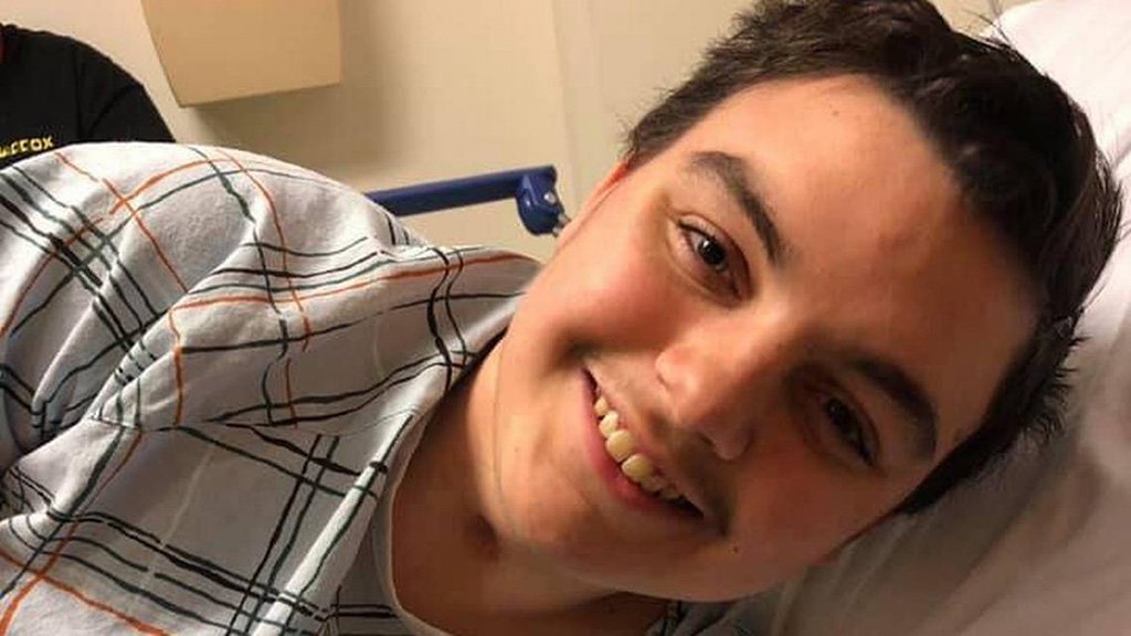 KDKA's tweet photo. CHRISTMAS CARDS FOR MADDOX!  14 year old Maddox was given only weeks to live, and all he wants for Christmas is a card from you.  Help spread his wish so that he can receive some Christmas cheer. https://t.co/ZhlzbaB7uF https://t.co/wDwvMCbPHY