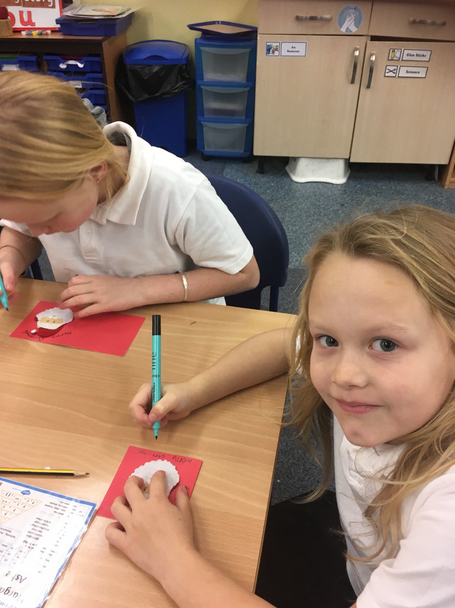 MrsDunsmoreBPS's tweet photo. Card making in Class 1 yesterday! https://t.co/Upopkcqk7i