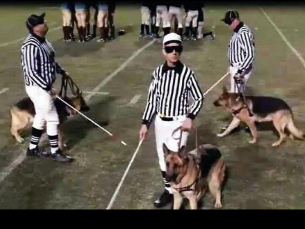 kajunjon's tweet photo. @GregSankey @fanslsu He will do anything to cover his sorry AZZ. #LSUROBBED. #IBLEED๐๐ https://t.co/oqFJJE6Rqn