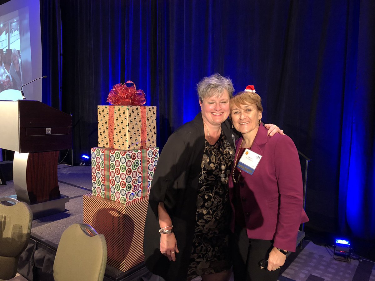 fantasticglor's tweet photo. Current and Past Presidents! #orimsxmas2018 https://t.co/T9iVfRuiUw