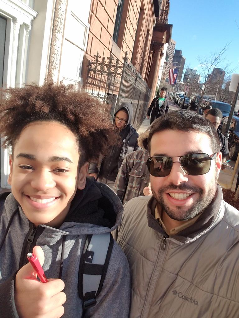 hamdanteach's tweet photo. 9th graders in the community analyzing and asking questions of neighborhoods! @tbaupdates #openwalled #tbasteamstudio https://t.co/HpkHBGmUX7