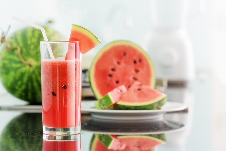 naturaloncom's tweet photo. 15 Foods You Shouldn’t Refrigerate!! https://t.co/meN07ZcHgn #food #foods #refrigerate #cooking #cook #chef #eat #eating #kitchen #tips #cookingtips #storage #waste https://t.co/rYUsEFmdQi