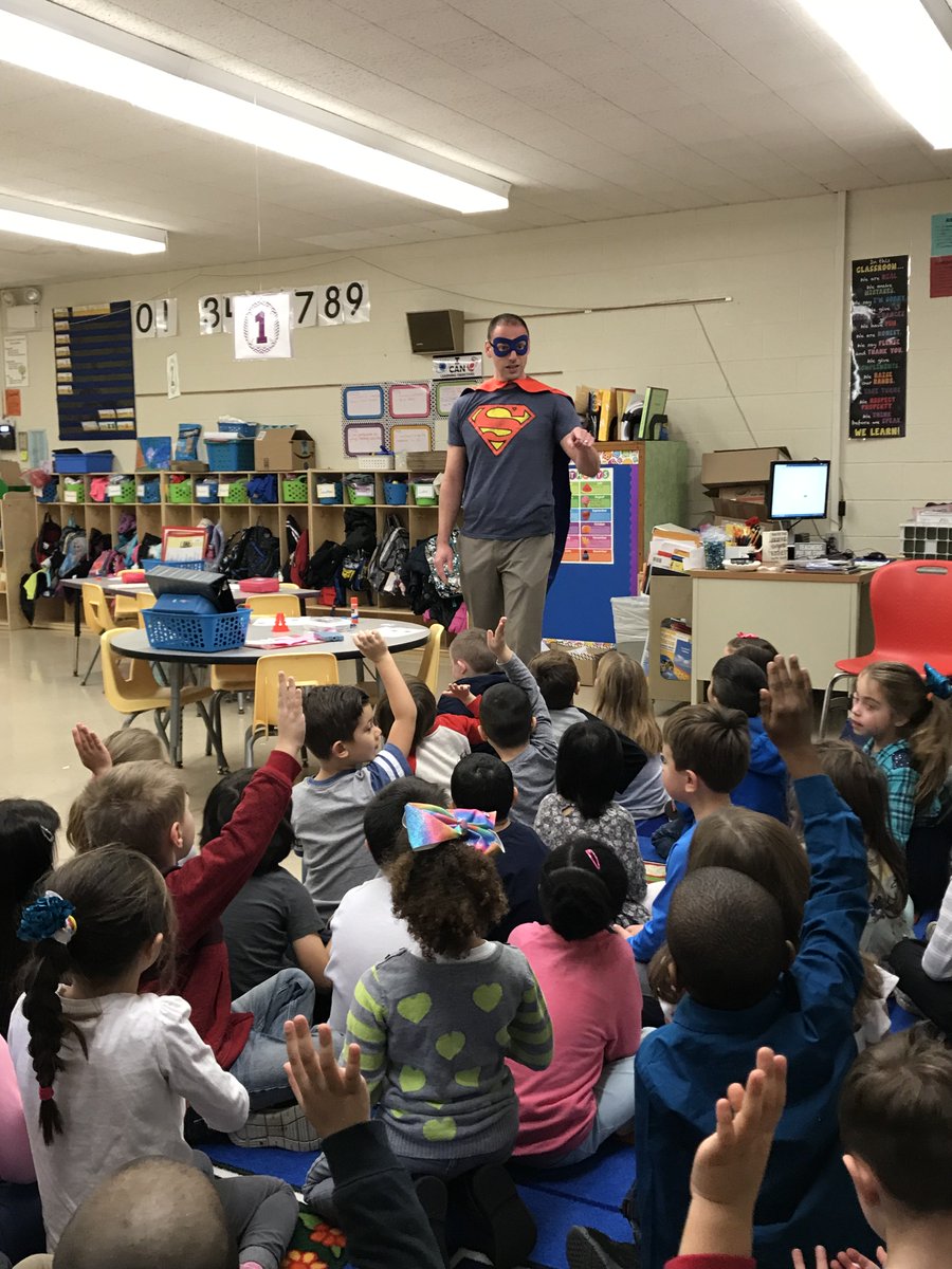Super Reader has ARRIVED at OAK GROVE ES <a href="/OakGroveES40/">Oak Grove ES</a> !!! What a FUN morning with our Kindergarten Friends~