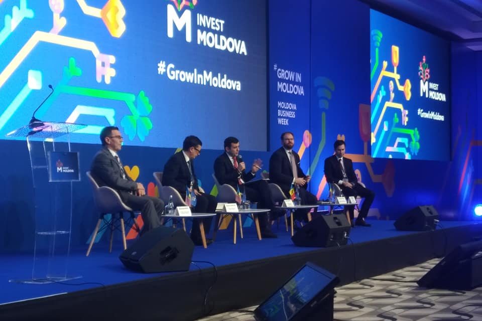 UNDPMoldova's tweet image. #GreenCity Lab #psilab talks about opportunities for investment in #innovative solutions for #smart urban development at #Moldova #Business Week 2018.