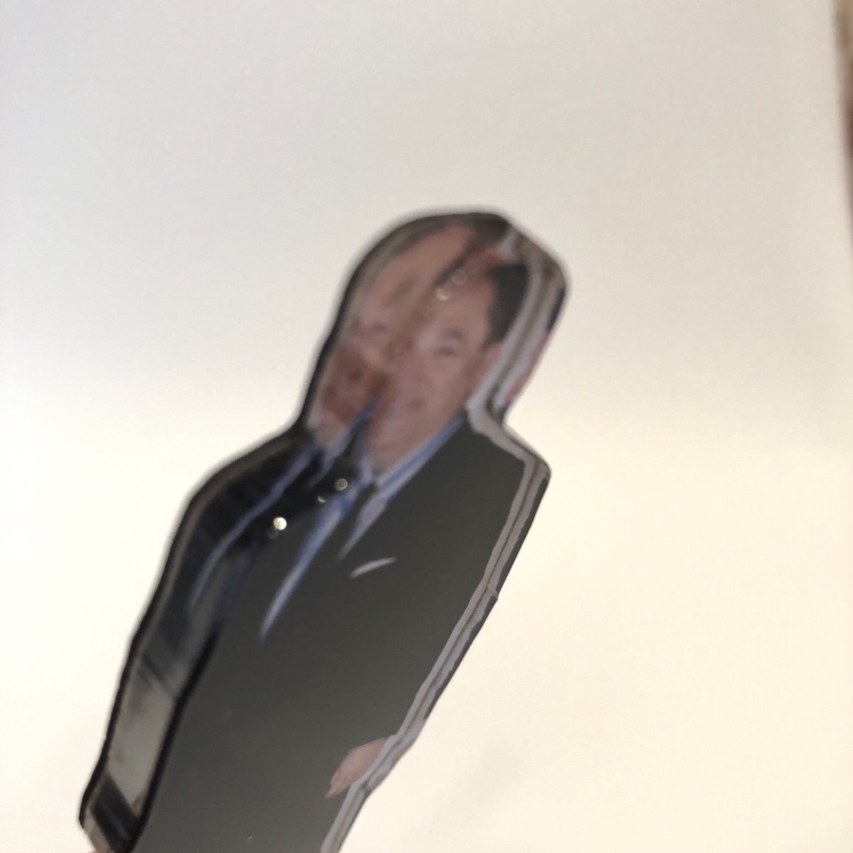 RealityDoc's tweet photo. @GA_isl_Grl @DateDateline @DatelineNBC @JoshMankiewicz ๐Ohhhhhh no - those are official MANK-nets. Ok, well at least one of them bears the #Manknet name!Theyโre acrylic w/magnet backing. Pic below.... #GinghamNation https://t.co/fh8qv8U62J