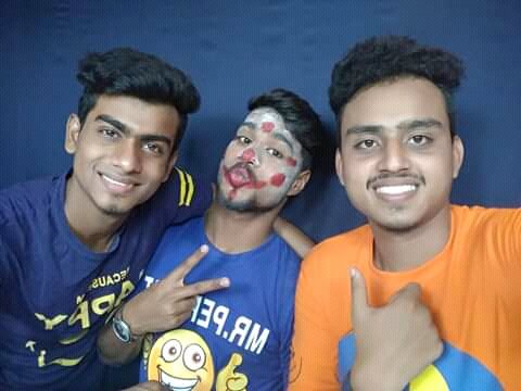 FoodFantasy3's tweet image. - Our another new video.
- funny video -food challenge video.😍😳😝😋😗😙😘
-So enjoy out channel.. 
-enjoy our funny punishment😌
youtube.com/channel/UCsmf4…