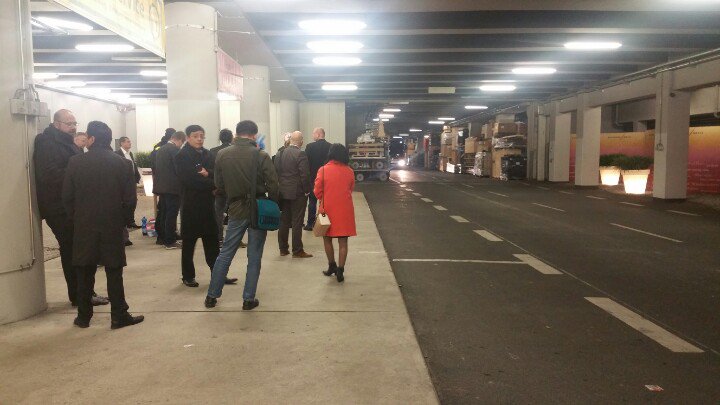 Das Konzept der ShuttleServices muss dringend überarbeitet werden. #sps_live @spsipcdrives