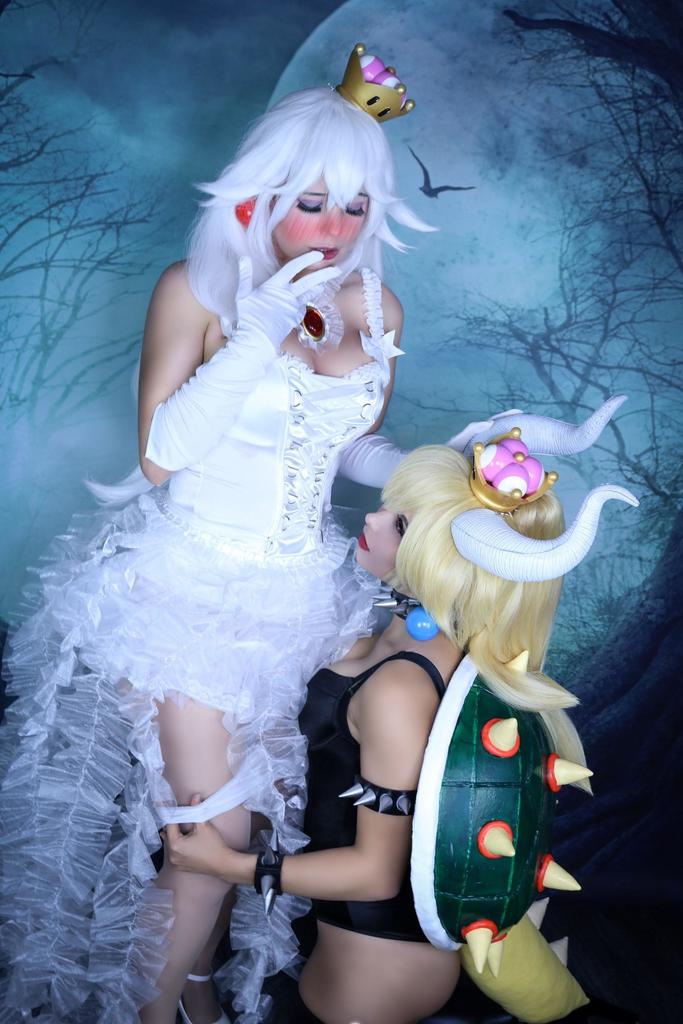 SofiBauer182's tweet photo. "[Self] Bowsette taking off Boosette/Booettes Pantys by Gunaretta Cosplay and Lysande" #cosplay por LysandeArts https://t.co/NwQSSMbZNz