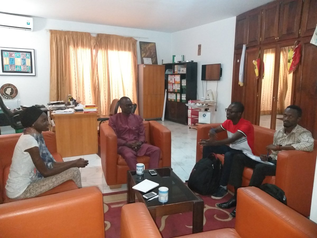 AfrinypeSenegal's tweet photo. #Audience🤝🏽 au #CNJS🇸🇳 J'ai #Reçu en Audience les #Jeunes🏃🏿‍♂ #Leaders🎓 de la #JAC⚖ (Jeunesse Actions Citoyennes) dans le cadre de la #Promotion📢 de l'#Entreprenariat🛠 et de l'#Auto_Emploi💵 des Jeunes. #ANOUS2018🇸🇳. #EnsembleLeTravailContinue. #CNJSENEGAL🇸🇳🇸🇳🇸🇳 https://t.co/p8is6I8wwP