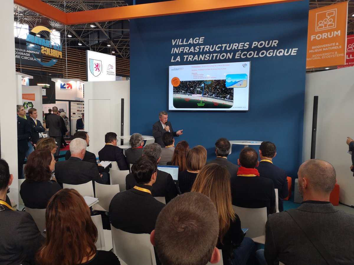 ecomnews_live's tweet photo. .@sequanta , #Ecoplage, #Rhizomex, #Ethic #Environnement et 8 autres #startup ont 3 minutes pour présenter leurs projets et convaincre le jury sur le stand de la @FNTP_info au salon #Pollutec2018 #Lyon. #innovation #transitionécologique #environnement https://t.co/rvja0phECw