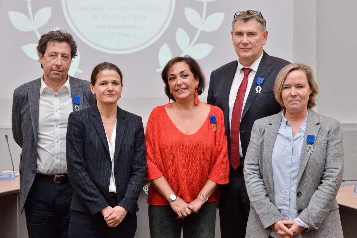 Paris_Dauphine's tweet photo. Cérémonie des Palmes Académiques à @Paris_Dauphine
L'université félicite Patricia Dessans, Dir. #DFVE (Palmes d'Officier) ; Stéphane Boutillier, Dir. #Sports ; @RenaudDorandeu , Dir. #LSO et Patricia Lenfant, Correspondante Programmes internationaux #LSO (Palmes de Chevalier) https://t.co/FnG68iafsD