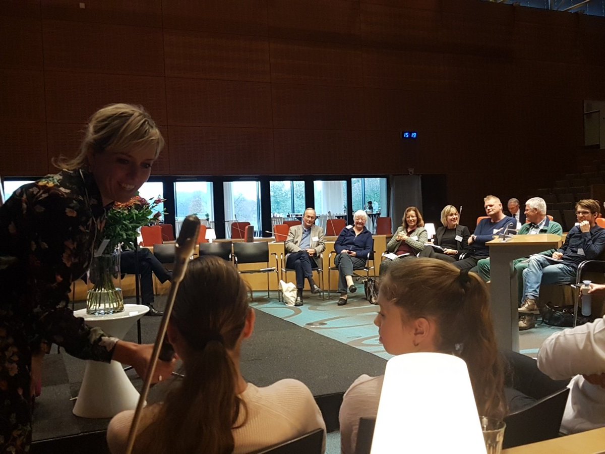 denge_ter's tweet photo. Succesvol minisymposium in provinciehuis #bijzondere jongeren https://t.co/T7lsK6rwpH