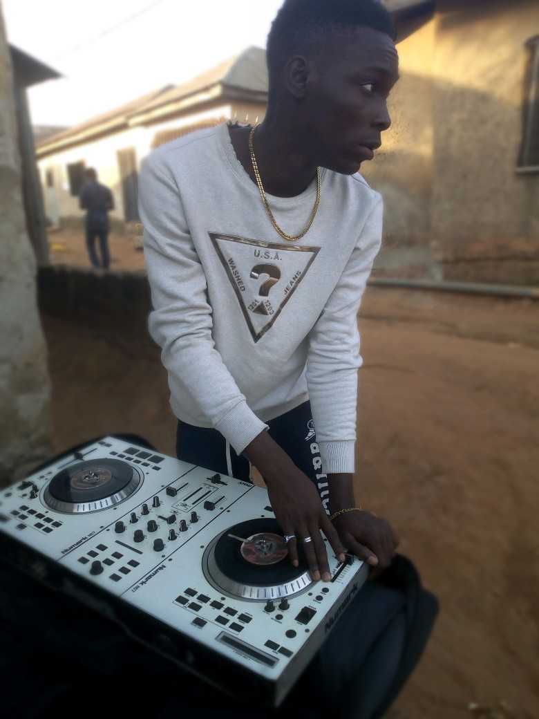Dj_Bhest's tweet photo. https://t.co/5fHI7JOzHX