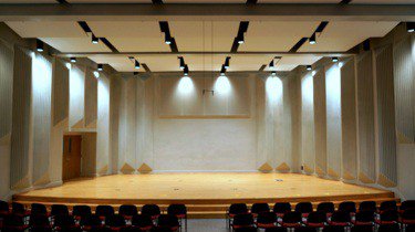 MurrayStateCHFA's tweet photo. NEW MUSIC CONCERT
Thur, Nov 29
Old Fine Arts Performing Arts Hall
7:30-8:30pm

An evening of newly-composed music by our student composers Nic Hawkins, Tanner Jones, Brent Smith, Zachary Smith, Ascher Taylor-Schroeder and Jacob Zerger.

This event is free and open to the public. https://t.co/W0zxN2RDnM