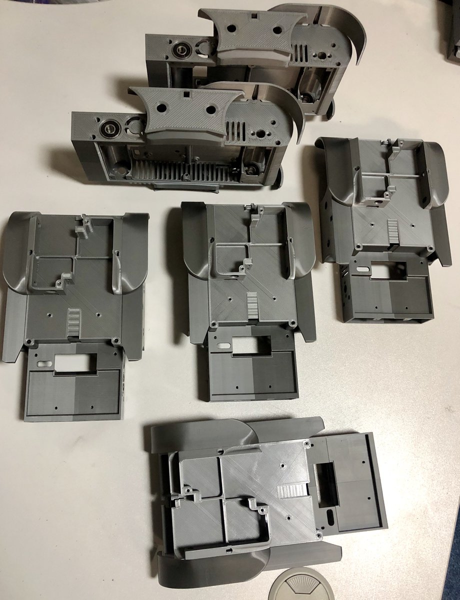 We started producing 6 more new robots!