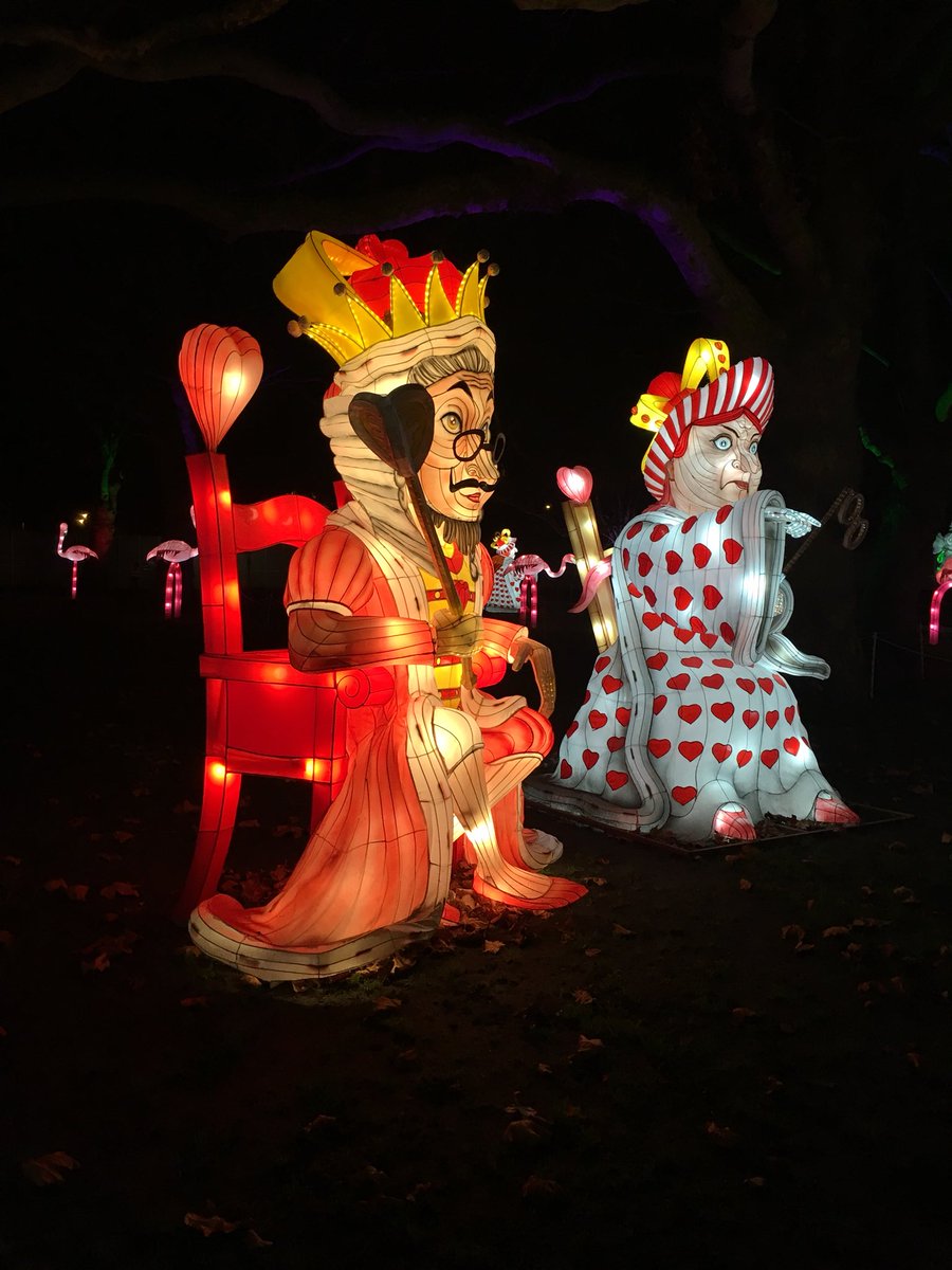 Regina_Kenney's tweet photo. Had an amazing time walking through @AliceInWinter, seeing the beautiful art and reading the story - fantastic holiday event. Highly recommend. @LovePopUpsLon #London https://t.co/IQza0BjgWt