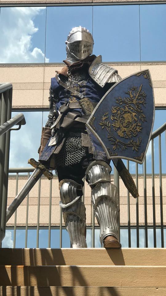 the RPF on X: "Dark Souls Elite Knight by Sunlight Cosplay.  https://t.co/SIHSDMolcN #DarkSouls #Cosplay #Costume #CraftYourFandom  https://t.co/VEENDpgBkc" / X