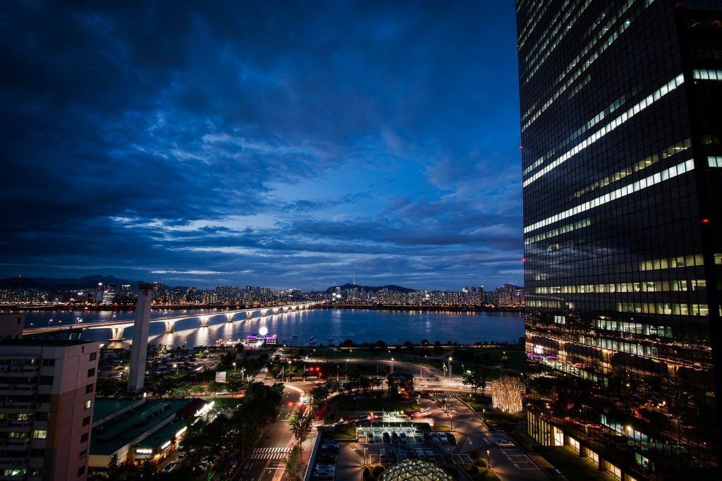 BlockZoneMedia's tweet image. South Korea to Develop Blockchain Voting System, ICON Winning More Awards blockzone.com/2018/11/28/sou…