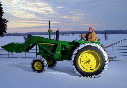 PlatinumTanks's tweet photo. Tips for Winter 2018 - Make sure you have everything you need to see you safely through this winter.
#IrishWinter #FarmSafety #Livestock #Agri #PlatinumAgri
https://t.co/xZYibBg2E4 https://t.co/1dpkbICqWb