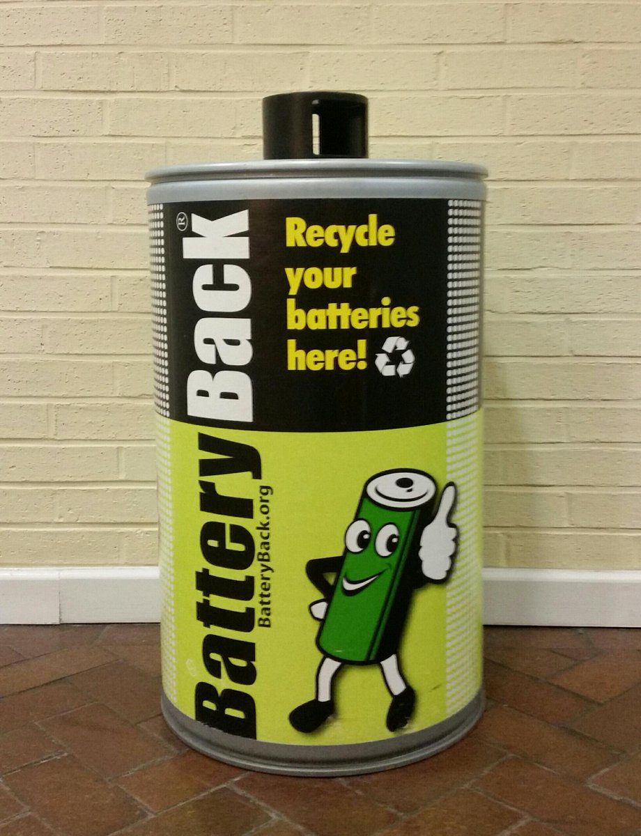 Did you know you can #recycle household #batteries at the Council Offices in Coalville, @Hermitage_LC in Whitwick and @HoodPark_LC in Ashby?
#recyclemore #recycling #batteries