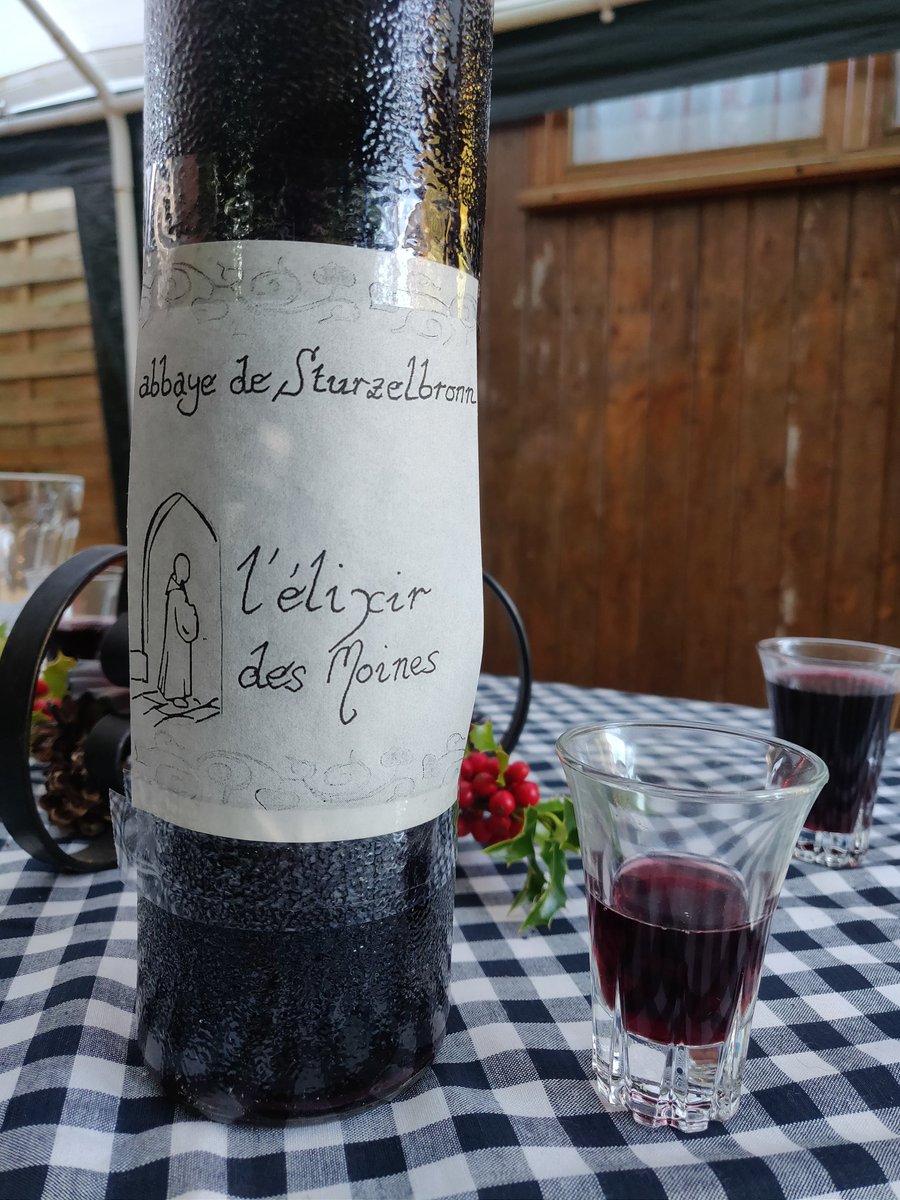 zegreengeekette's tweet photo. Se rendre au camping du Muhlenbach, c'est se laisser surprendre par l'accueil de Rita et découvrir autour d'un repas chaleureux une perception et une sensibilité à l'environnement toute particulière... #MyGreenPaysDeBitche #EnjoyPaysDeBitche https://t.co/0m4YD9p2jw