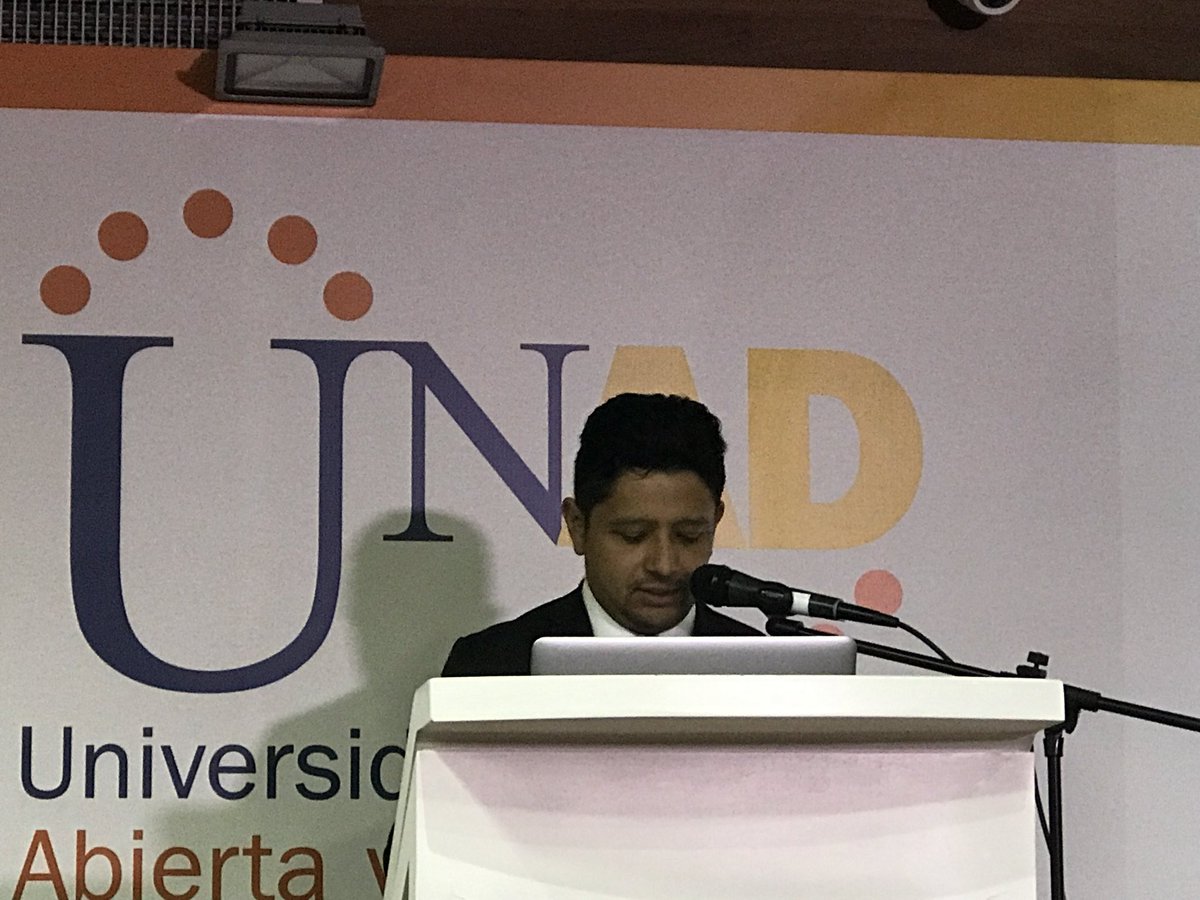 “Este programa es bandera porque tuvimos en cuenta las cualidades del contador público en su cotidianidad. Además, tenemos un alto componente social. Nuestro contador es competitivo y explorador en mercados globales” Alejandro Forero, Director del programa de Contaduría Pública.